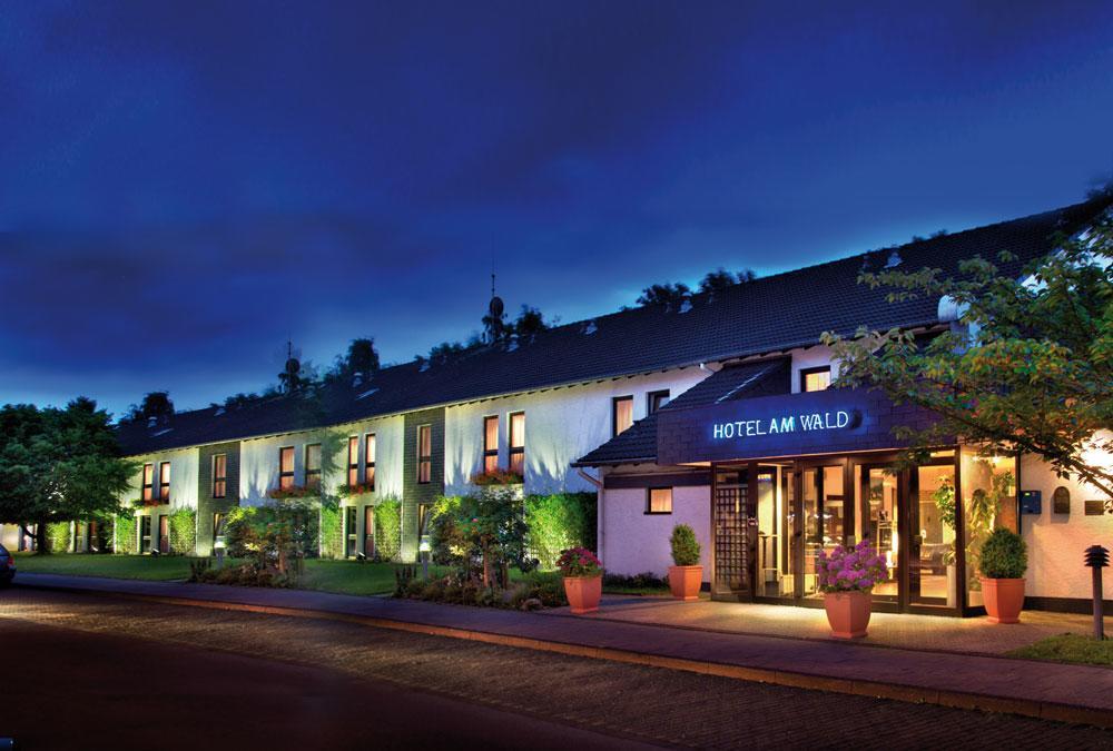 Hotel Am Wald Monheim am Rhein Esterno foto