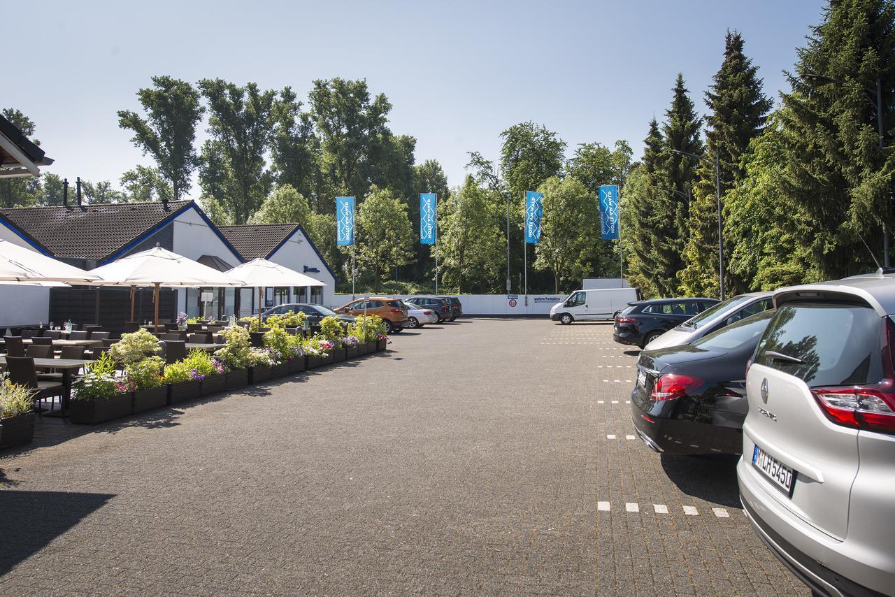 Hotel Am Wald Monheim am Rhein Esterno foto